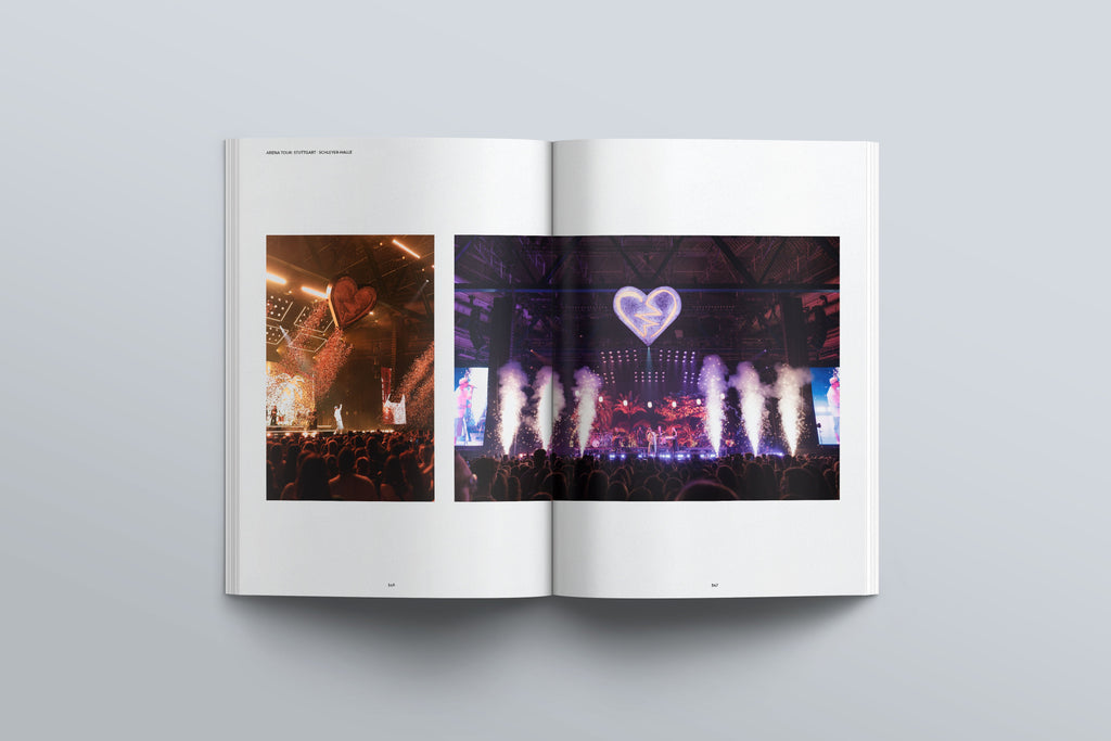 Signiertes Arena Tour 2025 Fotobuch
