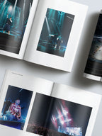 Signiertes Arena Tour 2025 Fotobuch